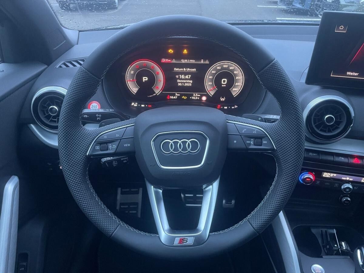 Audi Q2 S line 35 TFSI S tronic UPE 51.700 €