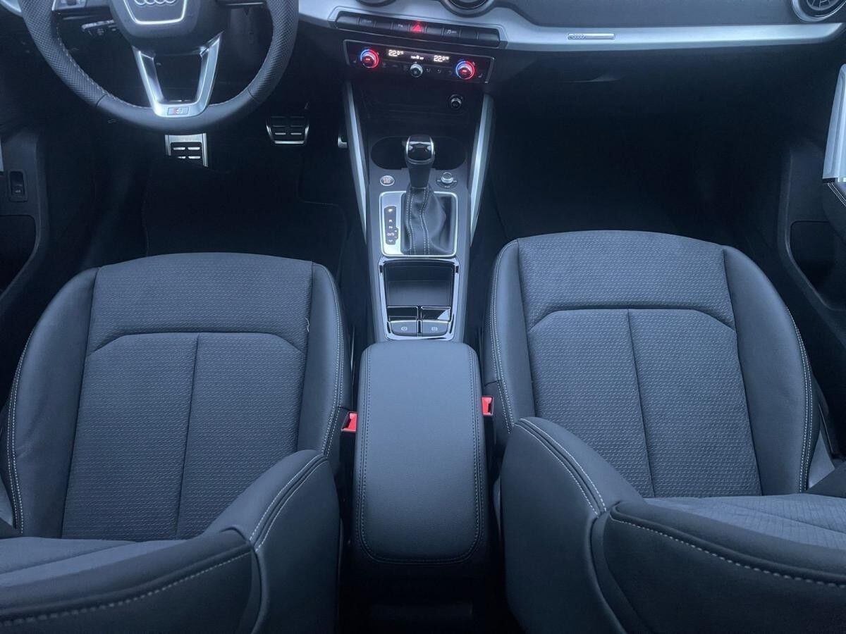 Audi Q2 S line 35 TFSI S tronic UPE 51.700 €