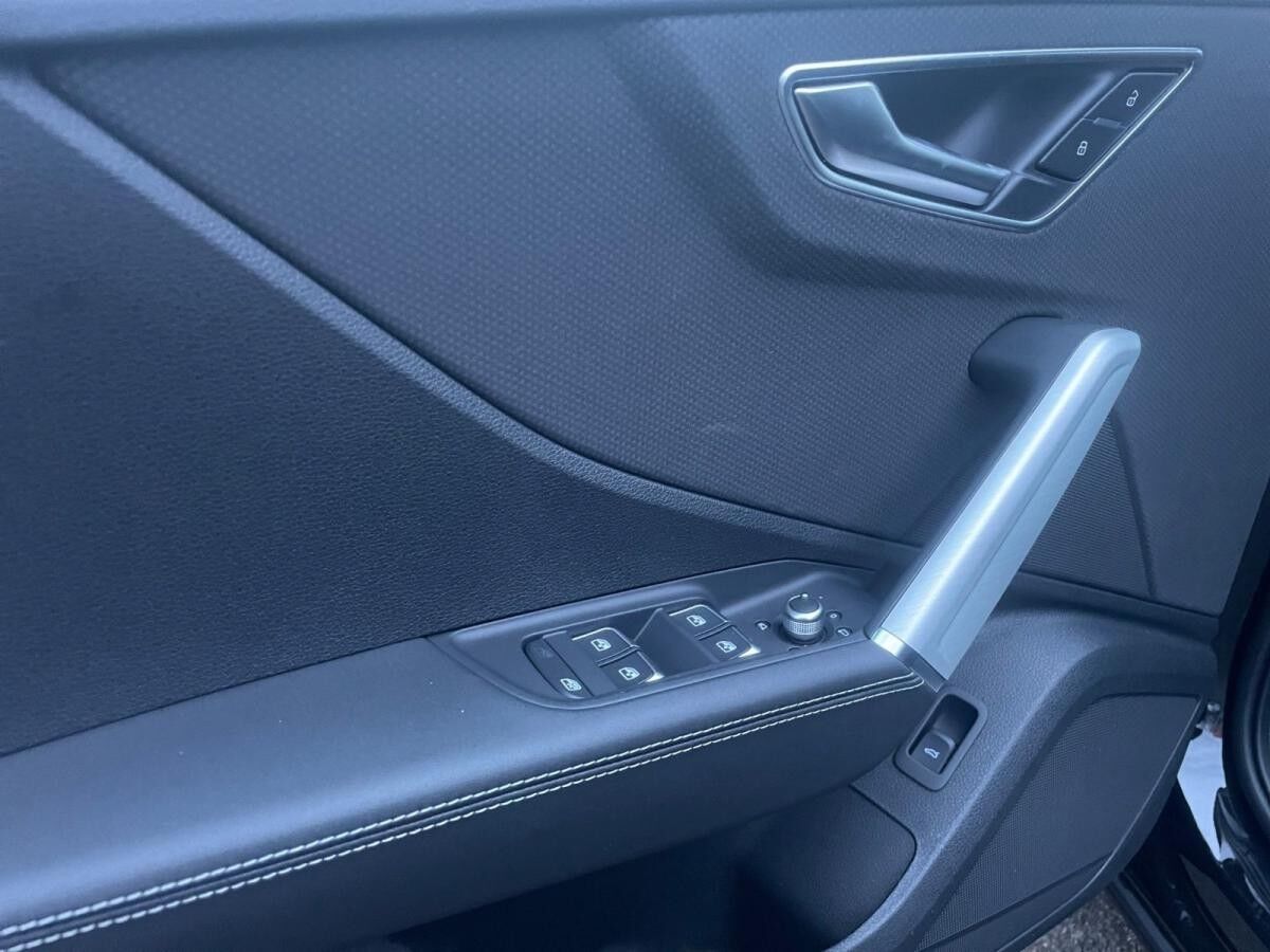 Audi Q2 S line 35 TFSI S tronic UPE 51.700 €