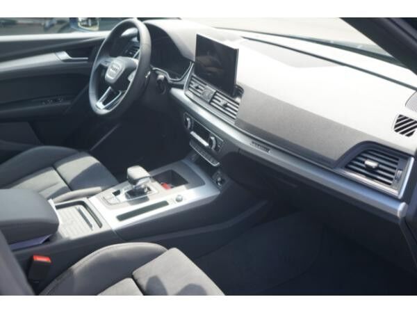 Audi Q5 S line 40 TDI quattro *AHK*Assis.Paket*Navi*