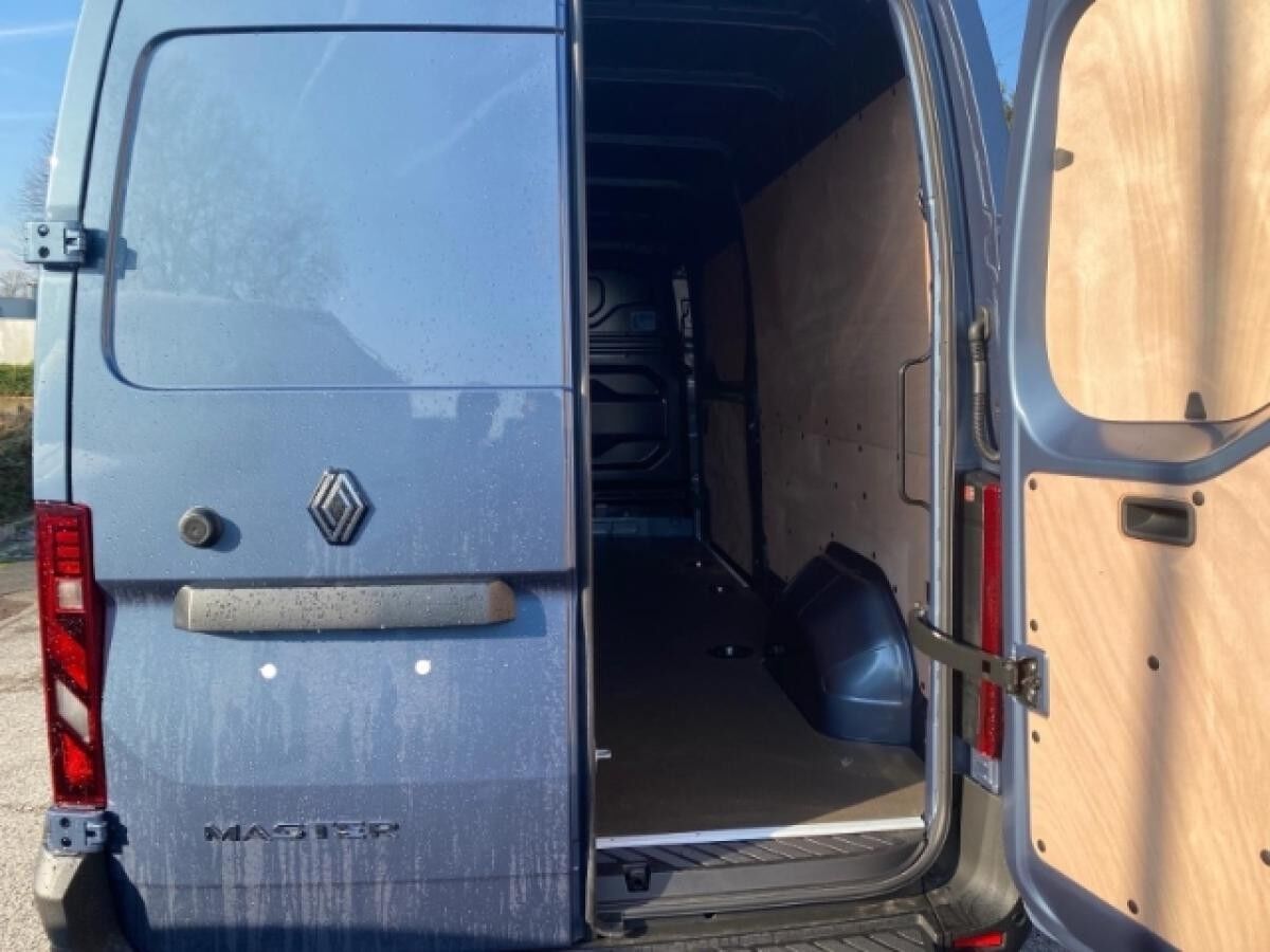 Renault Master Kastenwagen FWD Kasten extra L3H2 3,5t Blue dCi 150+Spurhalteass.+Fernlichtass.+