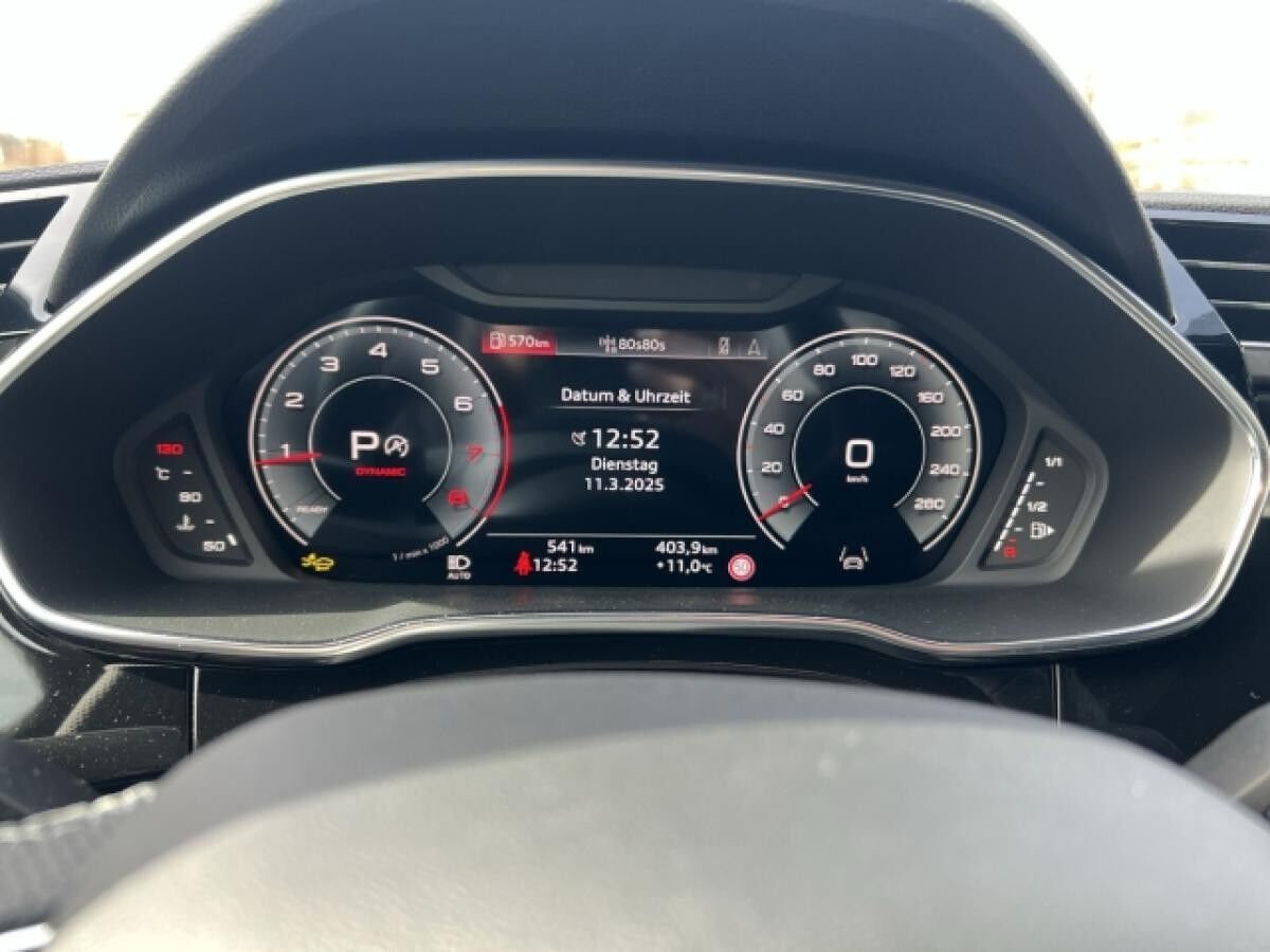 Audi Q3 Sportback 35 TFSI S line Matrix Kamera AHK Navi virtual
