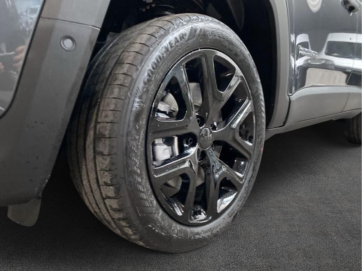 Jeep Renegade 1.3 T-GDI 4xe PLUG-IN Hybrid Automatik Summit **Vollausstattung**