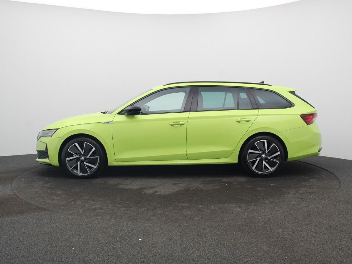 Skoda Octavia Combi Sportline 2.0TDI DSG/ Matrix, Navi