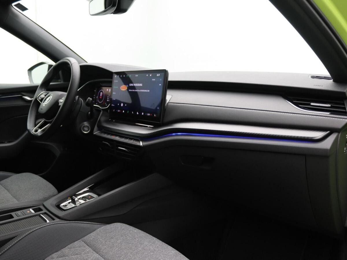 Skoda Octavia Combi Sportline 2.0TDI DSG/ Matrix, Navi