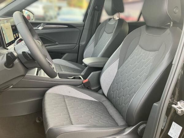 Volkswagen Tiguan Goal 2.0 TDI DSG / Navi, 360°, LED, AHK