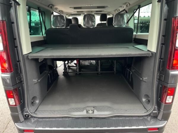 Renault Trafic 💥👨‍👩‍👦‍👦​ 8-SITZER *Combi Grand Evolution Blue dCi 150 *Klima v+h*PDC*Rückfahrkamera