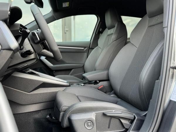 Audi A3 Sportback S line 35 TFSI CARPLAY*MATRIX*OPTIK*SONOS*ACC