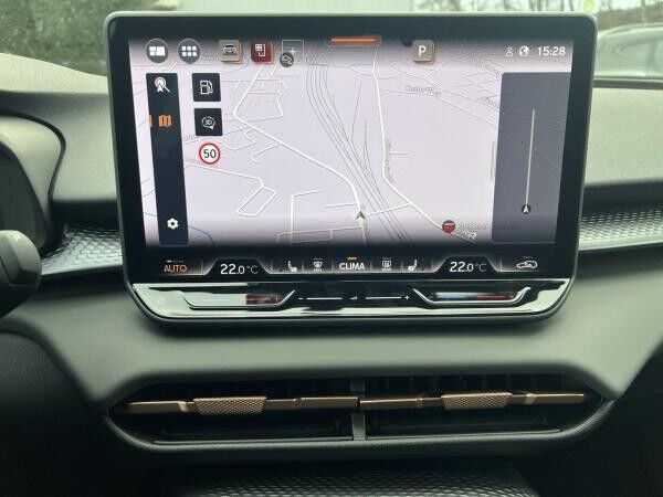 Cupra Terramar VZ 2.0 TSI ACC/Akebono/HUD/Navi/HD-Matrix/Panorama/Sennheiser/20"