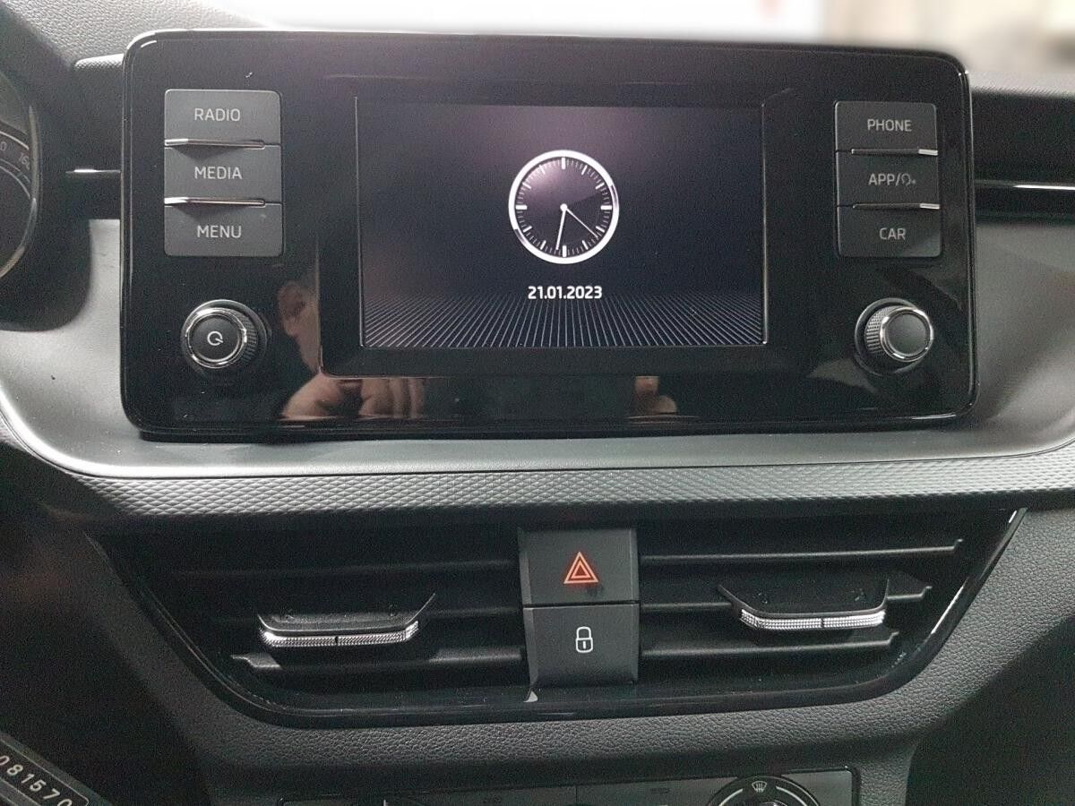 Skoda Kamiq Ambition 1.0l TSI KLIMA/SHZ/LM/PDC