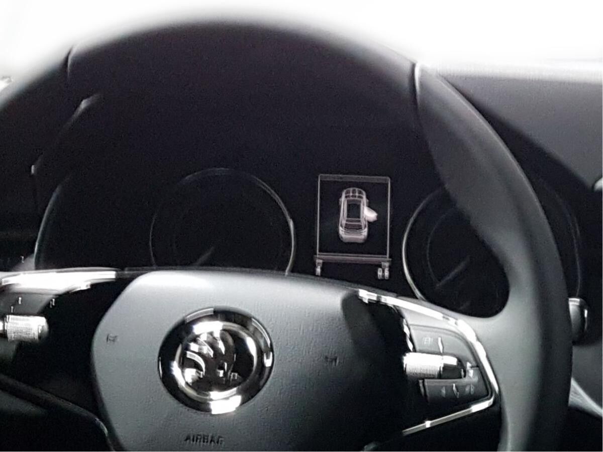 Skoda Kamiq Ambition 1.0l TSI KLIMA/SHZ/LM/PDC