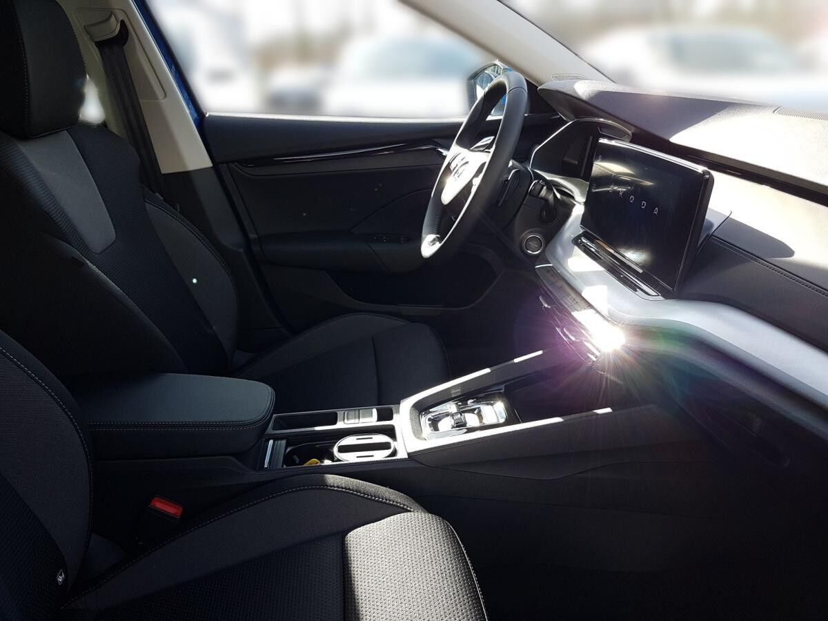 Skoda Octavia Combi Tour 2.0 TDI DSG NAVI/FSE/LED/KESSY