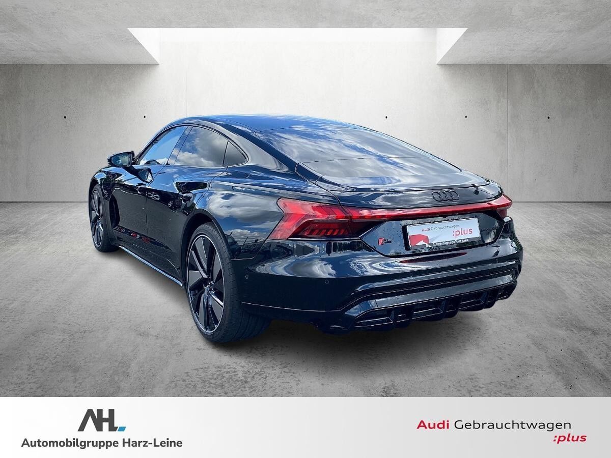 Audi RS e-tron GT quattro Laser Nachtsicht Allradlenkung HuD Sitzbelüftung