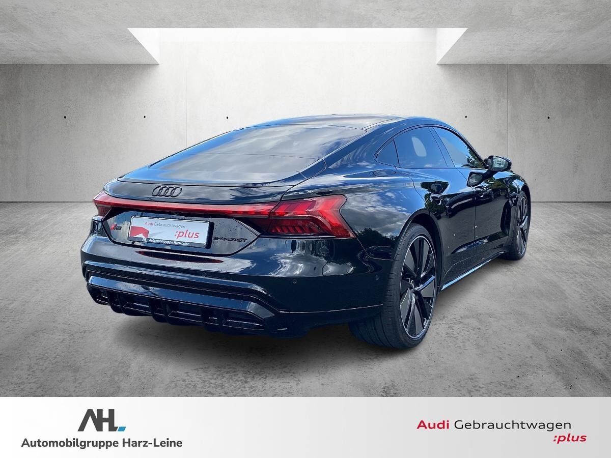 Audi RS e-tron GT quattro Laser Nachtsicht Allradlenkung HuD Sitzbelüftung