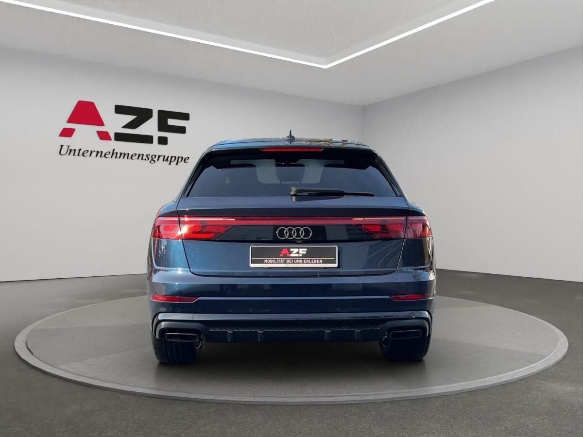 Audi Q8 SUV 50 TDI quattro tiptronic+AHK+PANO+WKR