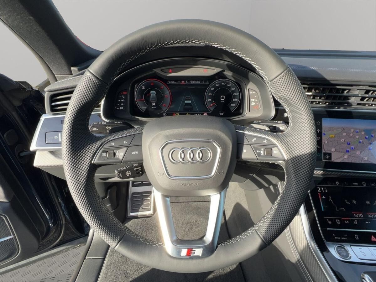 Audi Q8 SUV 50 TDI quattro tiptronic+AHK+PANO+WKR