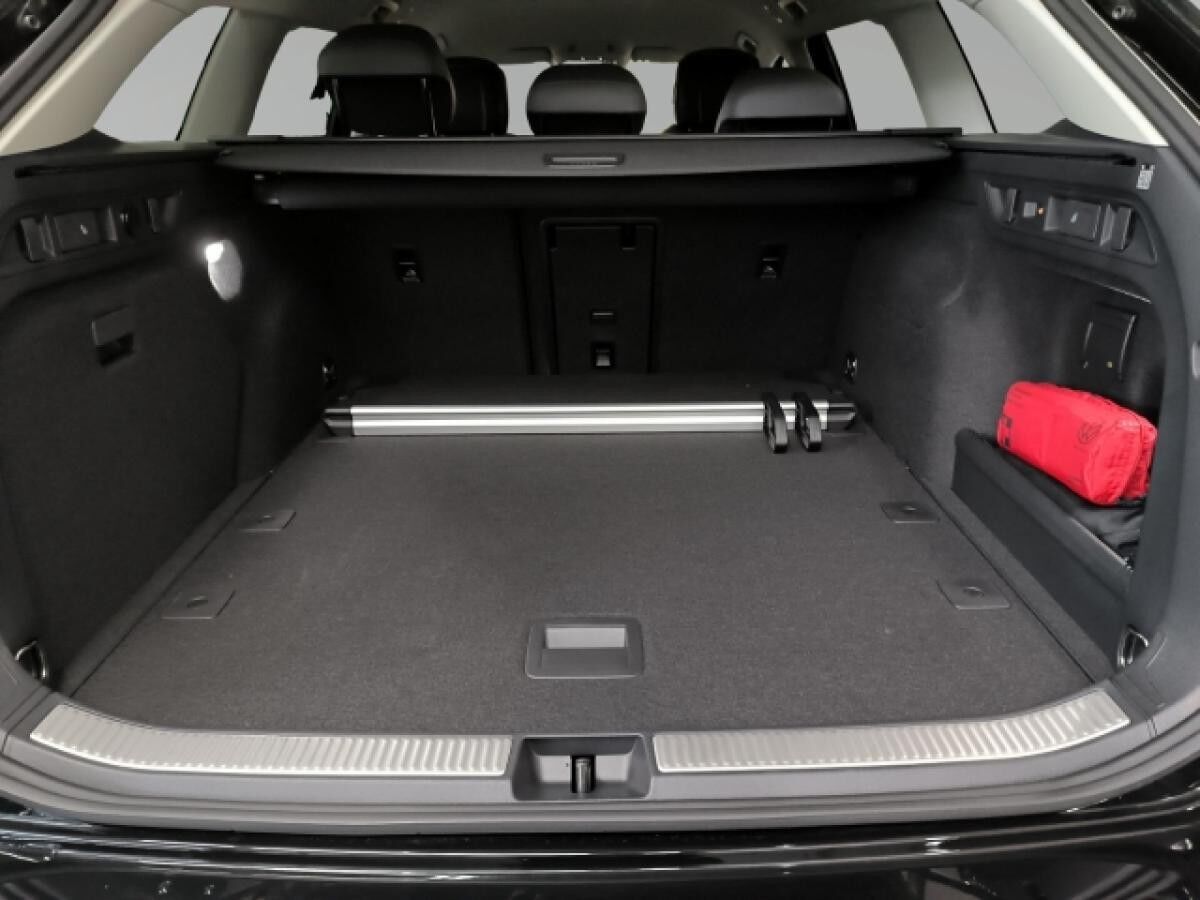 Volkswagen Passat l OPF 110 kW (150 PS) 7-Gang-Doppelkupplungsgetriebe DSG Business 1,5 eTSI DSG AHK Keyless SHZ LED