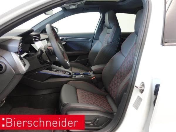 Audi S3 Sportback GARANTIE EA8 AKRAPOVIC PANO MATRIX PDC+KAMERA 19