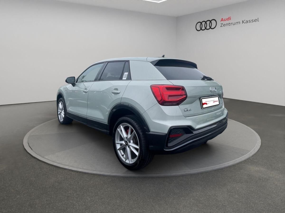 Audi Q2 35 TDI S line Matrix Navi AHK Kamera
