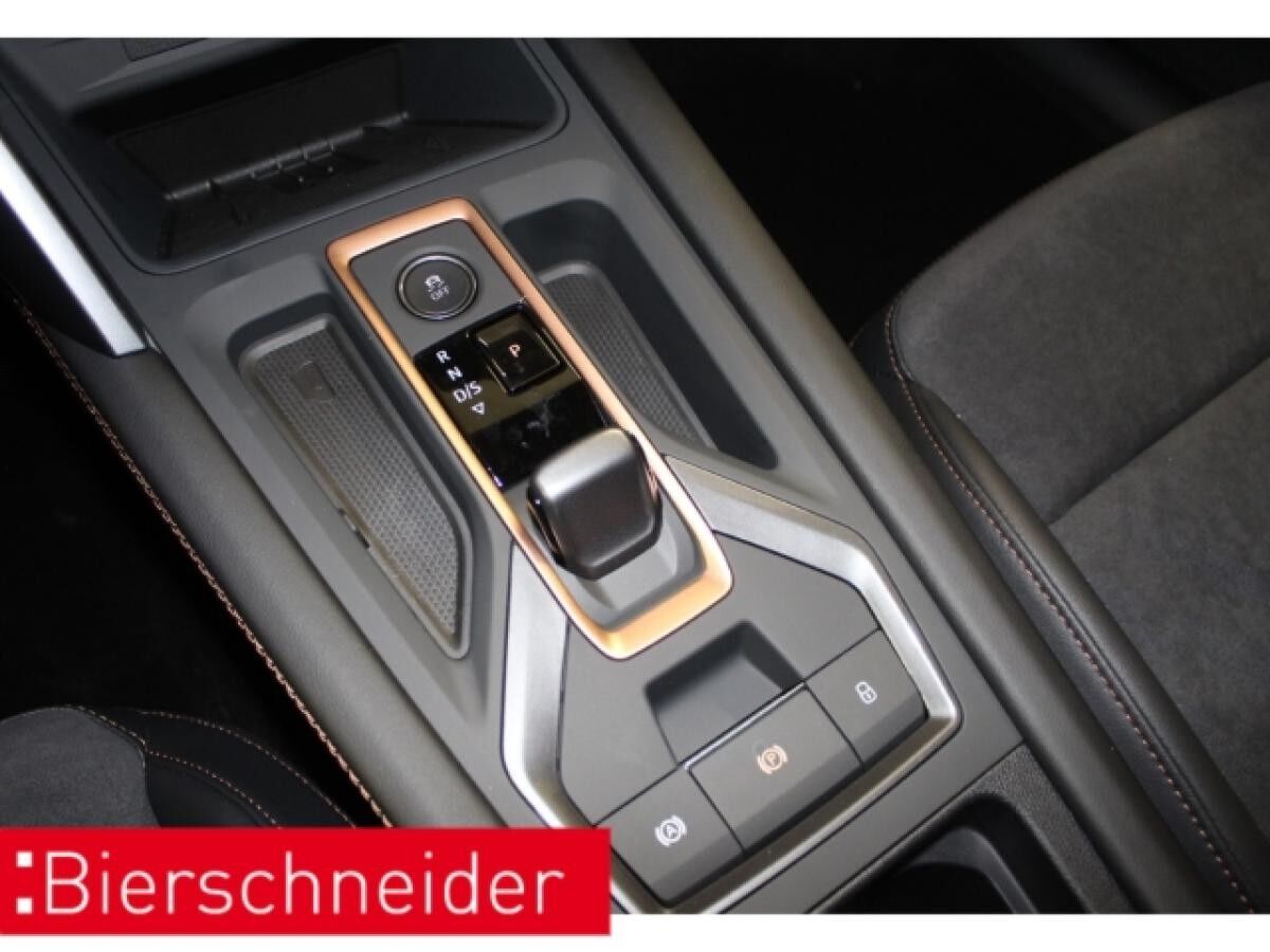 Cupra Leon 1.5 TSI DSG VZ e-hybrid 19 PANO MATRIX