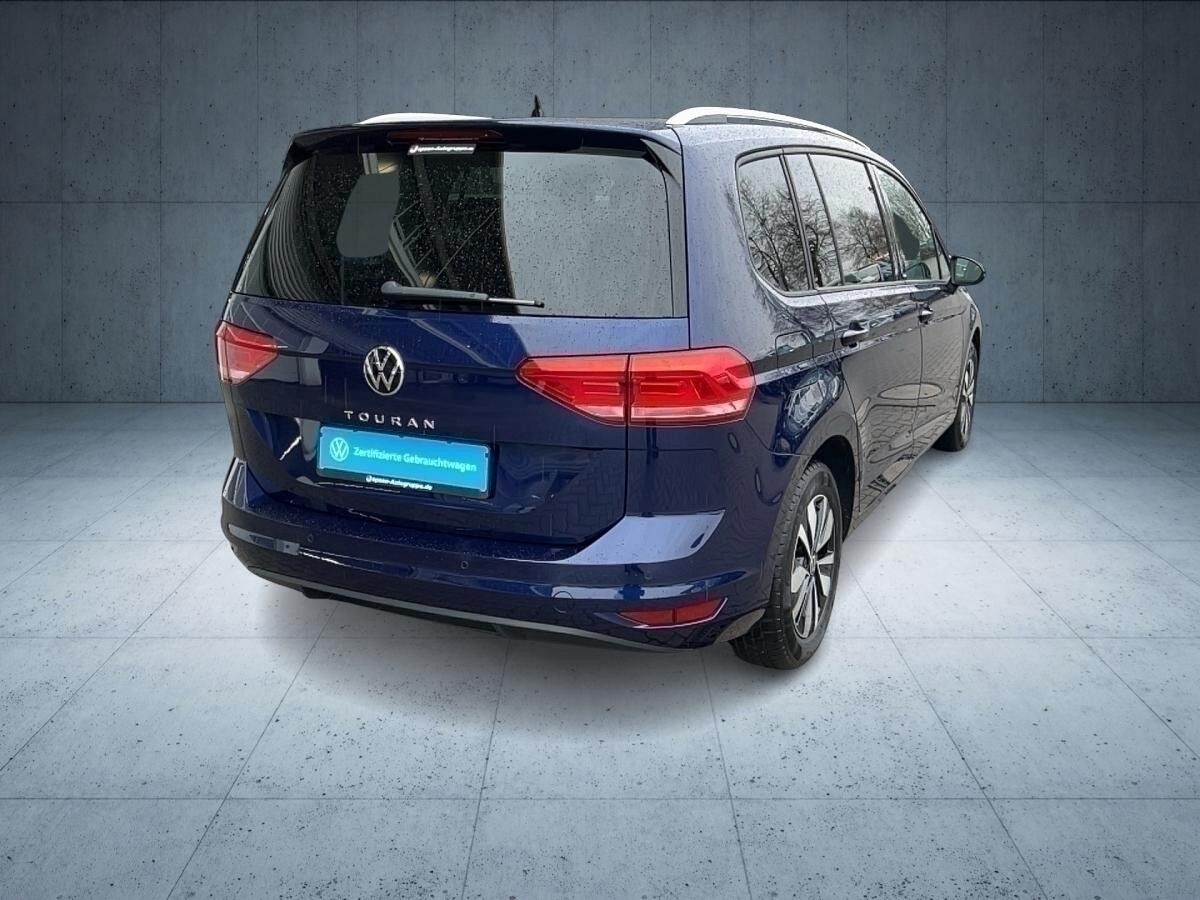 Volkswagen Touran MOVE 1.5 TSI 7-Sitzer ACC NAVI SHZ PDC