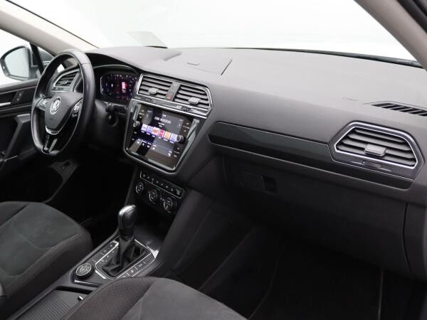 Volkswagen Tiguan Allspace Highline 2.0TDI DSG 4M/ Pano,AHK