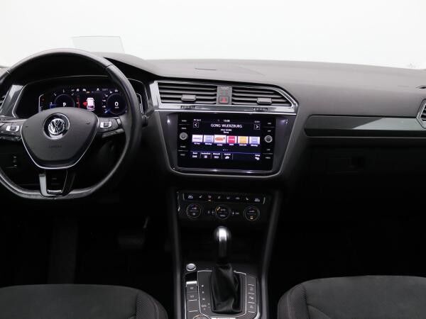 Volkswagen Tiguan Allspace Highline 2.0TDI DSG 4M/ Pano,AHK