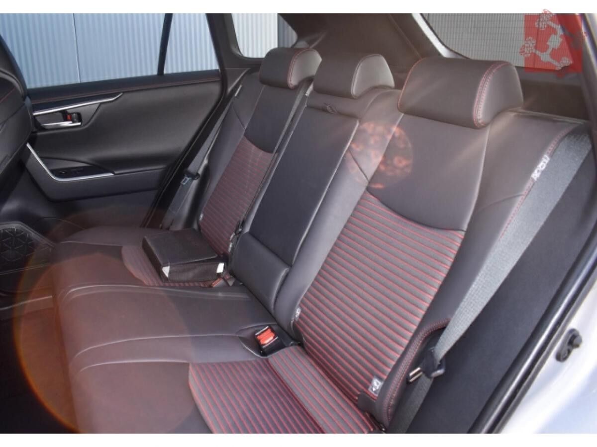 Suzuki Across Plug-in Hybrid Comfort+ 2.5l E-CVT 4x4