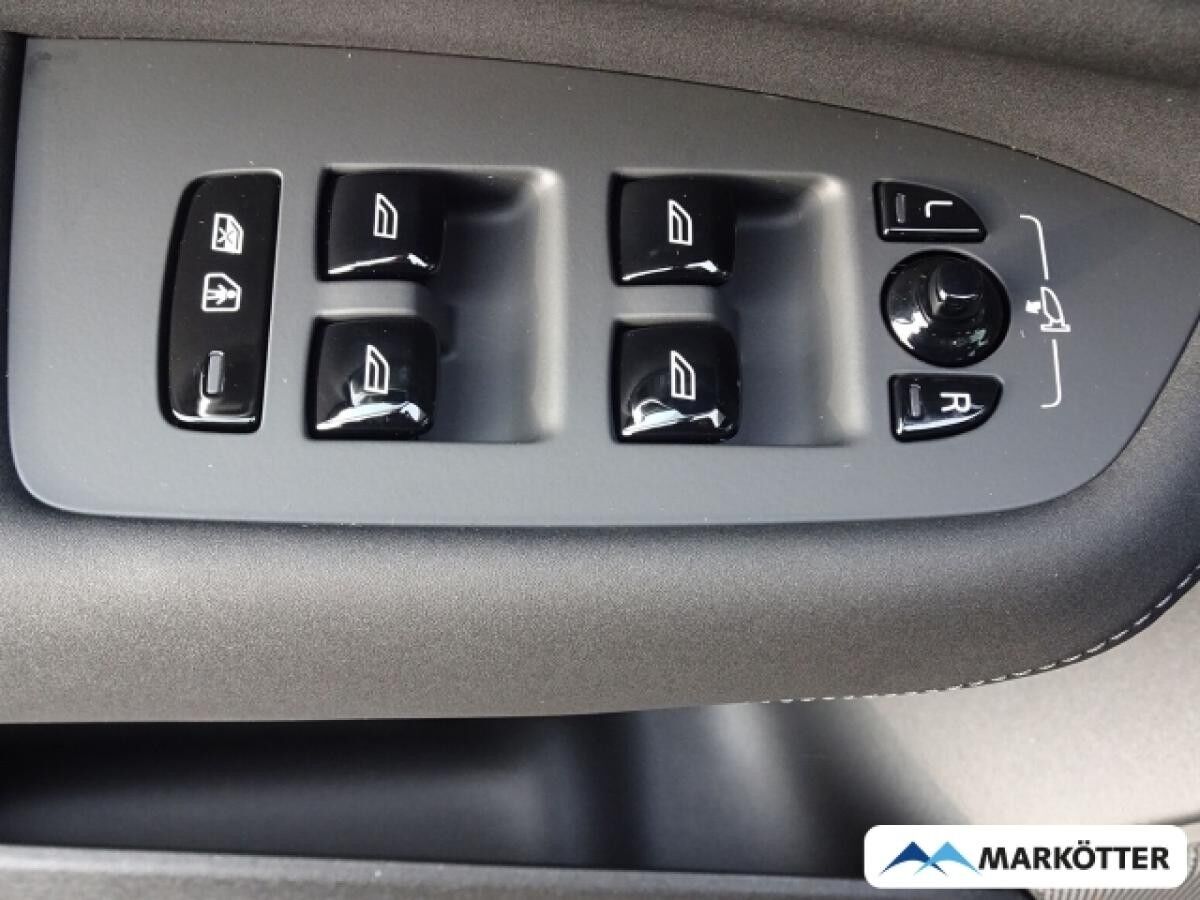 Volvo XC90 Ultra Bright Plug-In Hybrid AWD T8 7-Sitzer