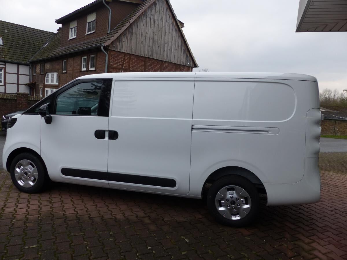 MAXUS eDeliver 5 **Elektro-64 kwh - L1**