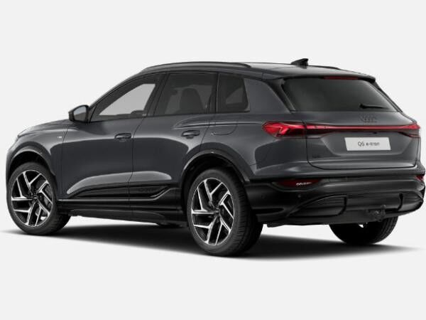 Audi Q6 e-tron performance + TECH + AHK + 360° + 21 Zoll