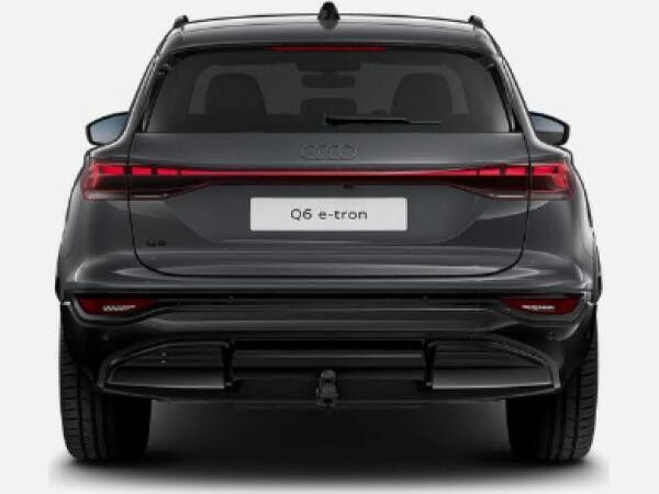 Audi Q6 e-tron performance + TECH + AHK + 360° + 21 Zoll