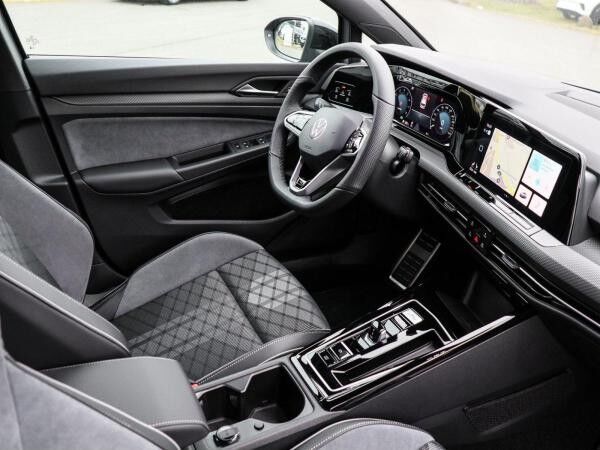Volkswagen Golf Variant R-Line 1.5 eTSI DSG Kamera Keyless LED Navi ACC