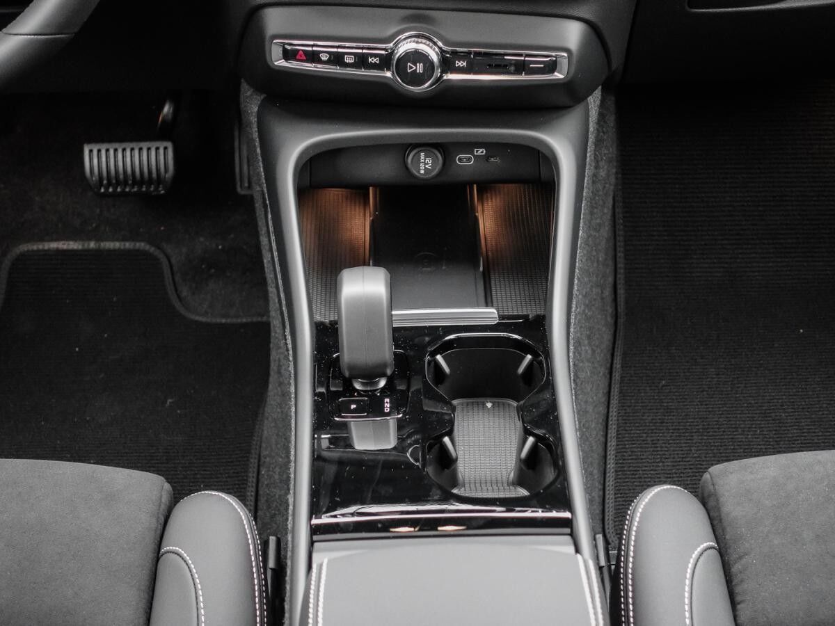 Volvo C40 Range Extended Ultimate  20 Zoll uvm.