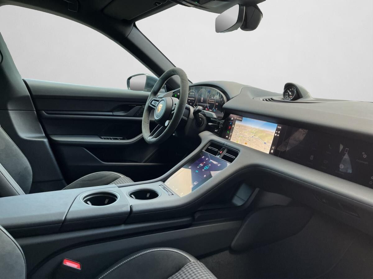 Porsche Taycan Sport Turismo Sport Chrono,BOSE,Head-Up,InnoDrive