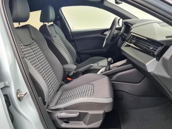 Audi A1 Sportback S line 30 TFSI Navi+ #black Kamera
