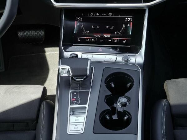 Audi A6 Avant 50 TDI qu. S line Tour*Matrix*Pano*