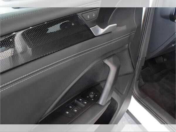 Volkswagen Tiguan Life 2.0 TDI DSG NAVI LED AHK PDC SHZ