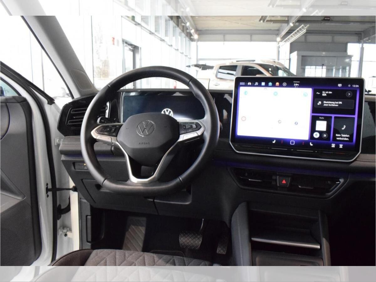 Volkswagen Tiguan Life 2.0 TDI DSG NAVI LED AHK PDC SHZ