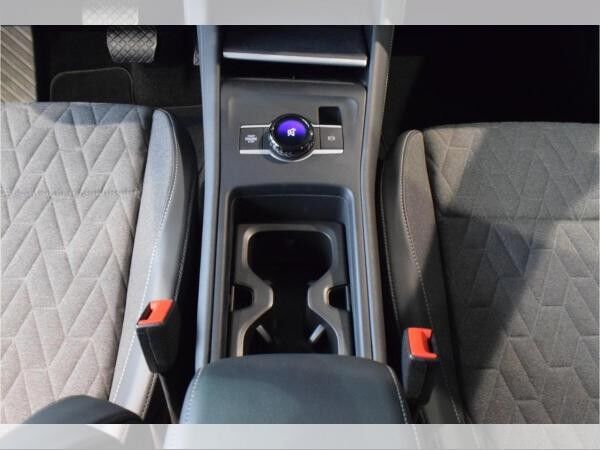 Volkswagen Tiguan Life 2.0 TDI DSG NAVI LED AHK PDC SHZ