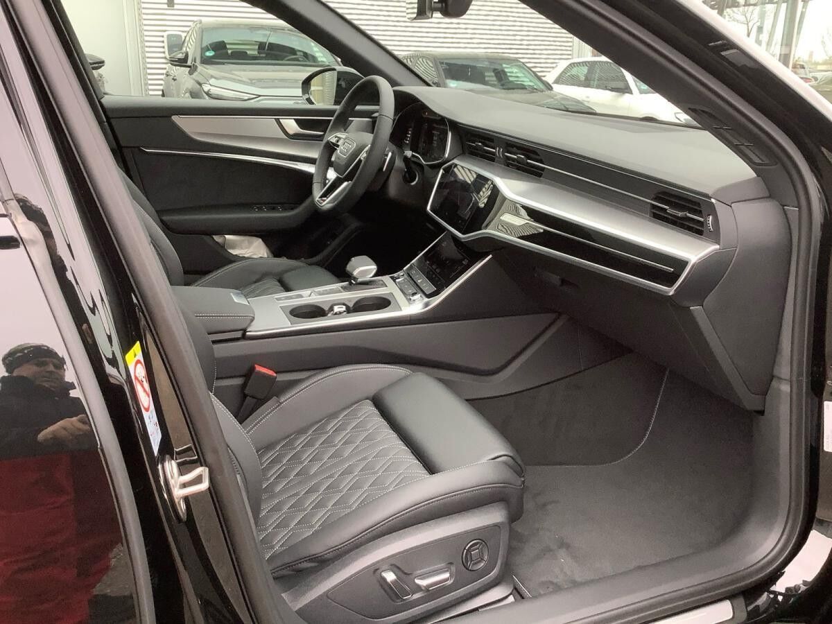 Audi A6 Avant S line 50 TDI quattro tiptronic Audi A6 Avant S line 50 TDI quattro tiptronic