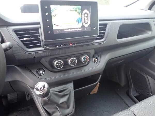 Renault Trafic 3,0t BLUE dCi 130 L1H1 KOMFORT/BOTT-PAKET
