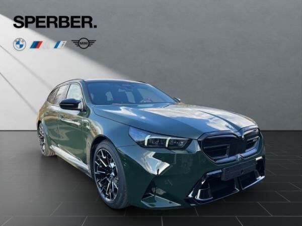 BMW M5 Touring,Individual Lack BREWSTER GREEN, AHK,Driv.Ass.Prof.,Comfort Pkt.,Panorama,uvm.