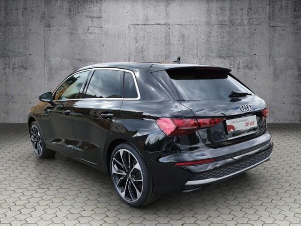 Audi A3 Sportback advanced 35TFSI S-tronic S line/Mat