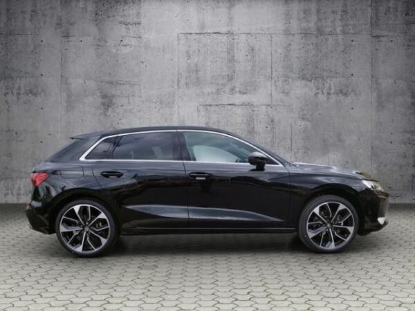 Audi A3 Sportback advanced 35TFSI S-tronic S line/Mat