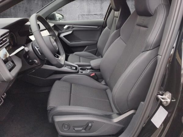 Audi A3 Sportback advanced 35TFSI S-tronic S line/Mat