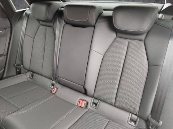 Audi A3 Sportback advanced 35TFSI S-tronic S line/Mat