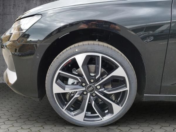 Audi A3 Sportback advanced 35TFSI S-tronic S line/Mat