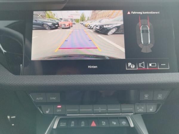 Audi A3 Sportback advanced 35TFSI S-tronic S line/Mat