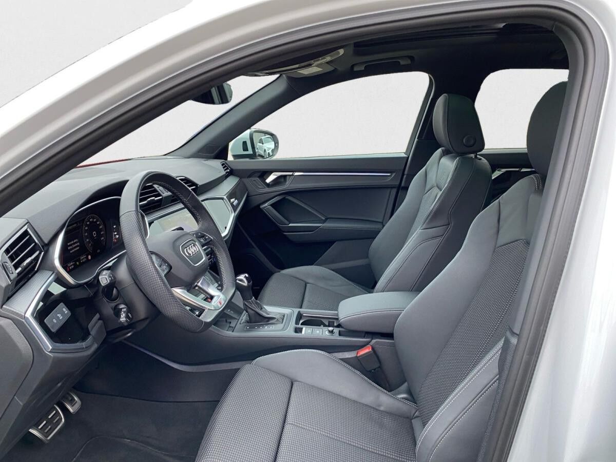 Audi Q3 45 TFSI quattro 2x S line Business Sonos Pano